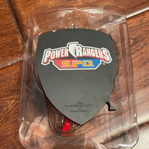 Hallmark Keepsake Power Rangers SPD Space Alien Alert 2005 Ornament - Picture 6 of 9